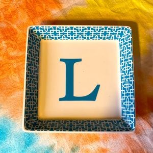 L dish for change jewelry etc…home goods product